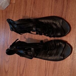 Nic Dean for Maggie's Shoes Leather Open Toe Sandals/Shoes